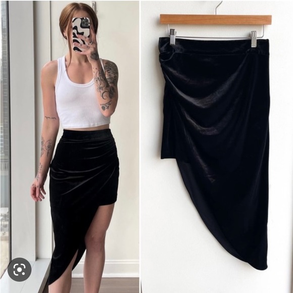 Asymmetrical Velvet MIDI Skirt - Picture 2 of 5